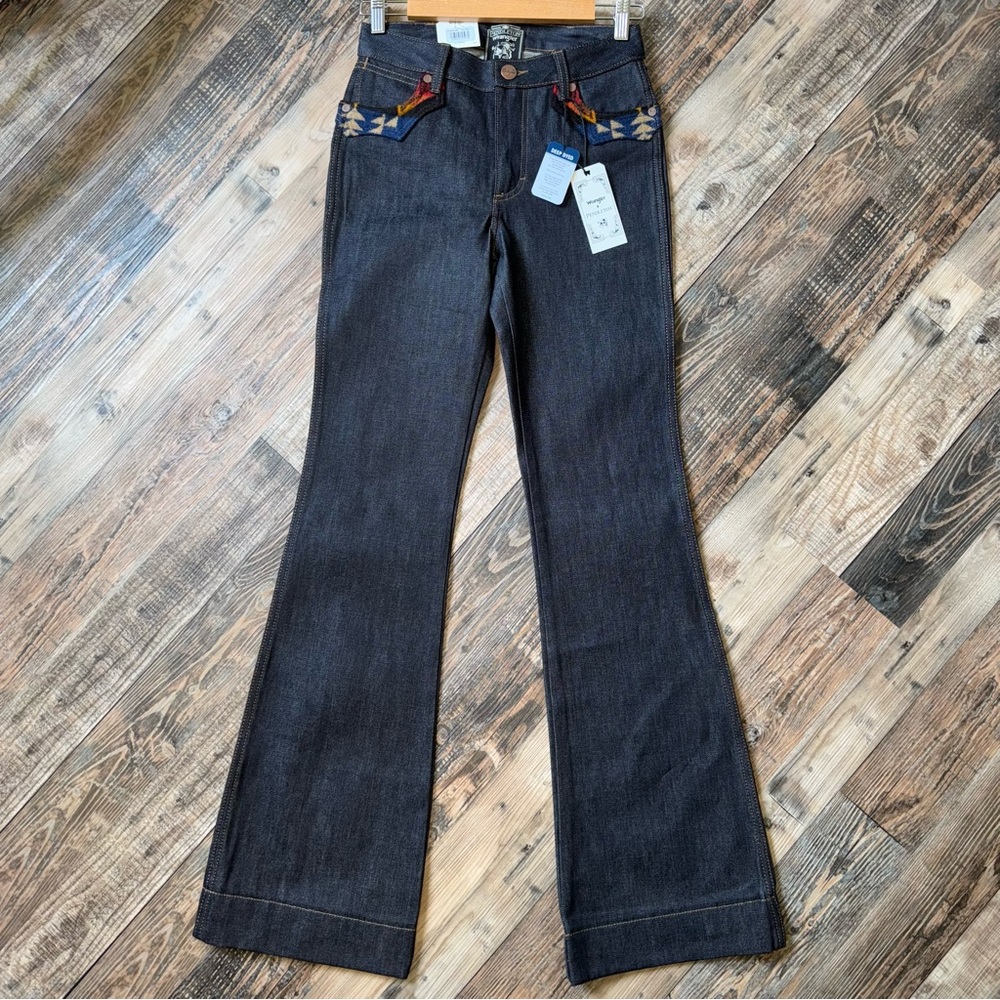 NWT Wrangler X Pendleton Size 25 X 34 FLARED TROUSER JEANS